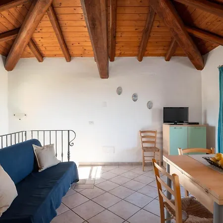Amazing & Comfy - With Private Parking Lägenhet