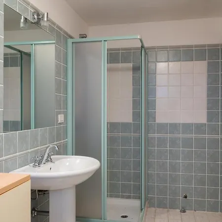 Lägenhet Amazing & Comfy - With Private Parking Olbia